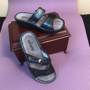 Allegra Carmen sandals